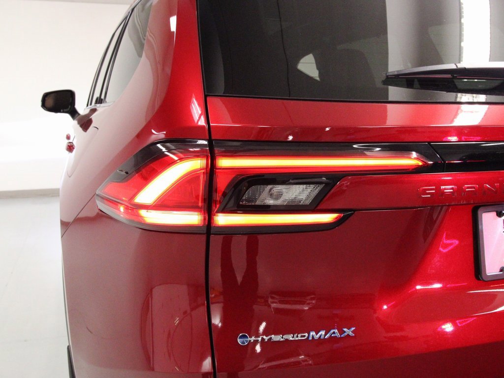 Used 2024 Toyota Grand Highlander AWD Hybrid image 11