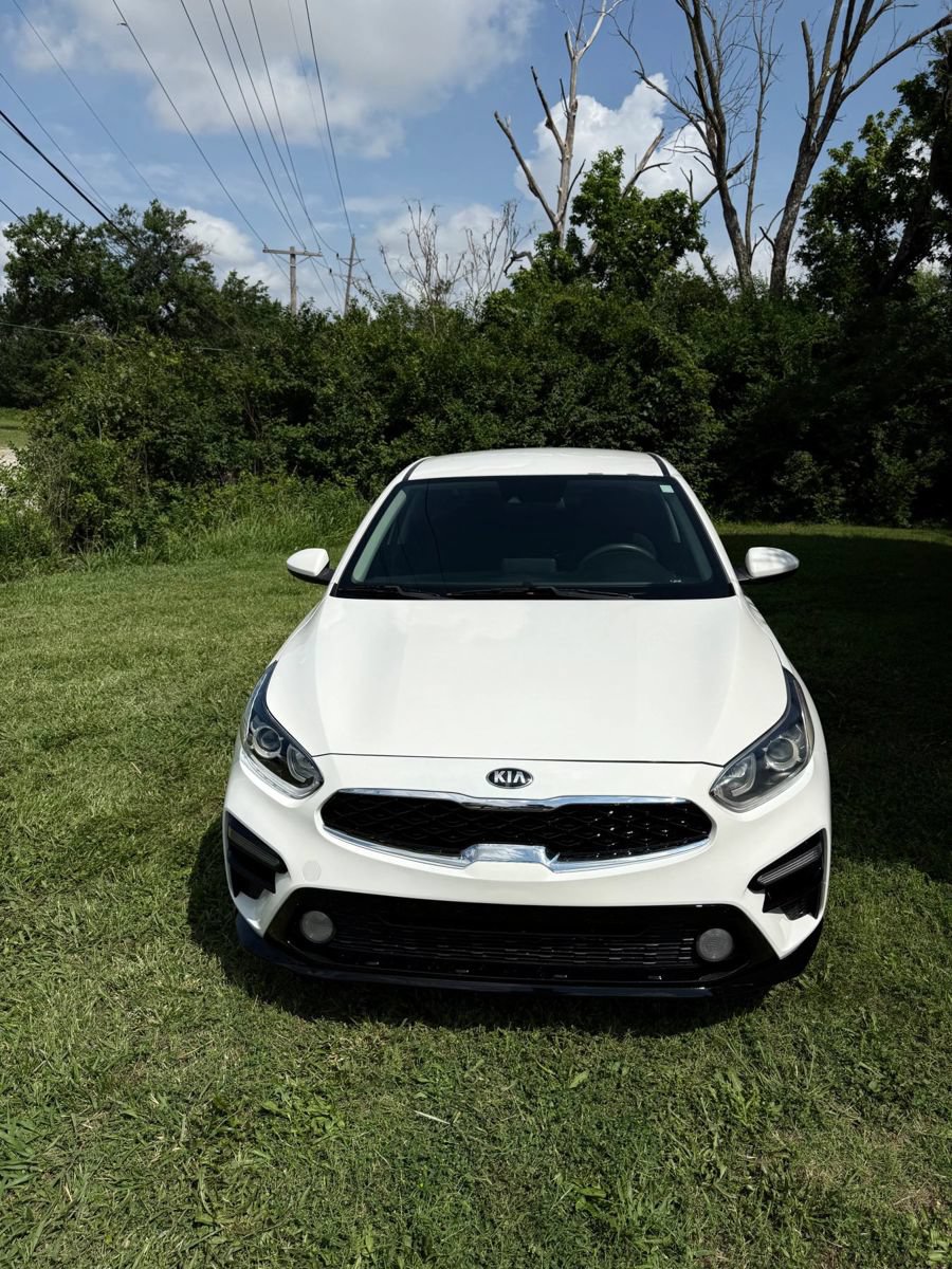 Used 2019 Kia Forte LXS FWD image 3