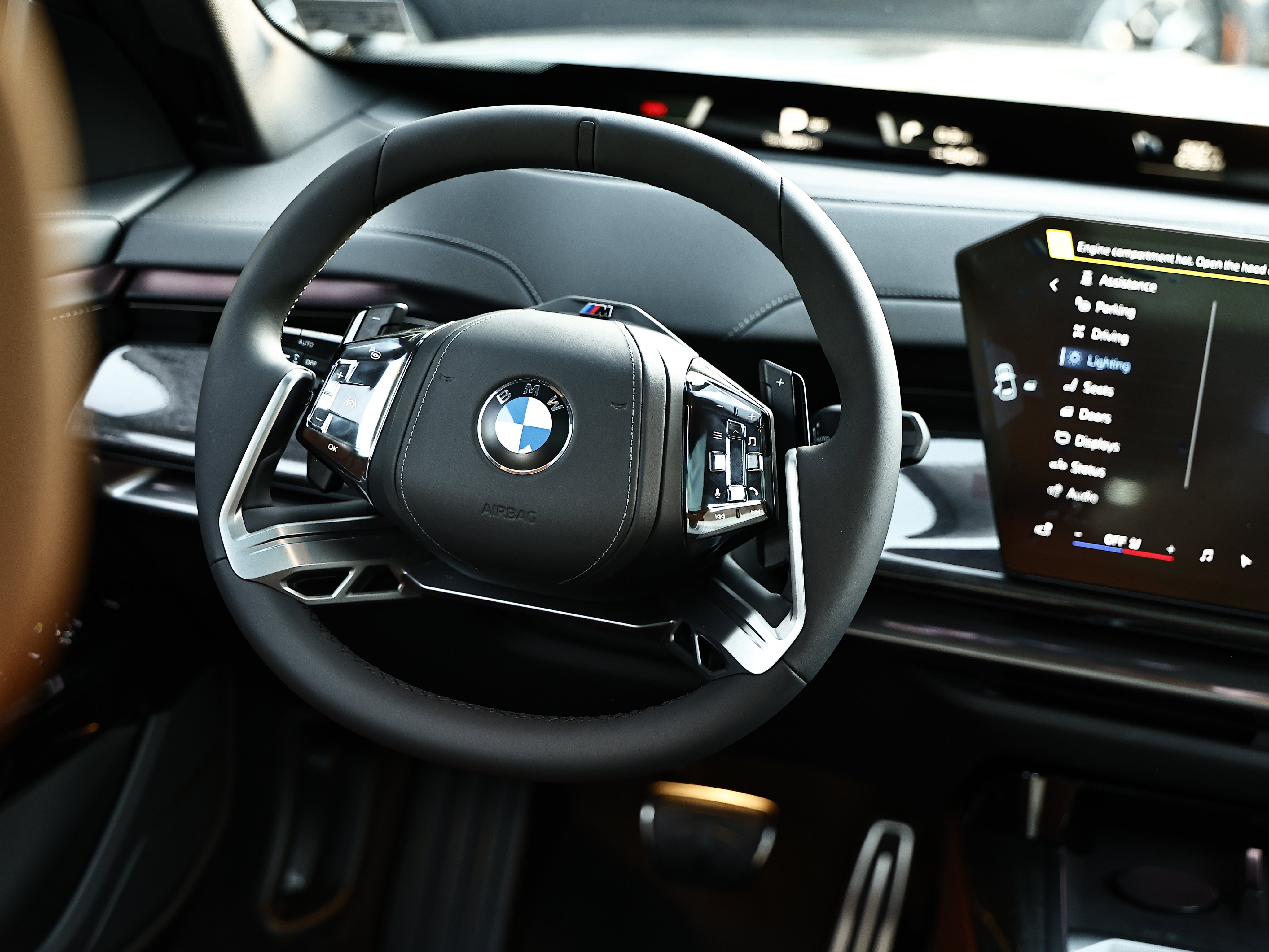 New 2027 BMW 740i w/ Executive Package RWD image 30