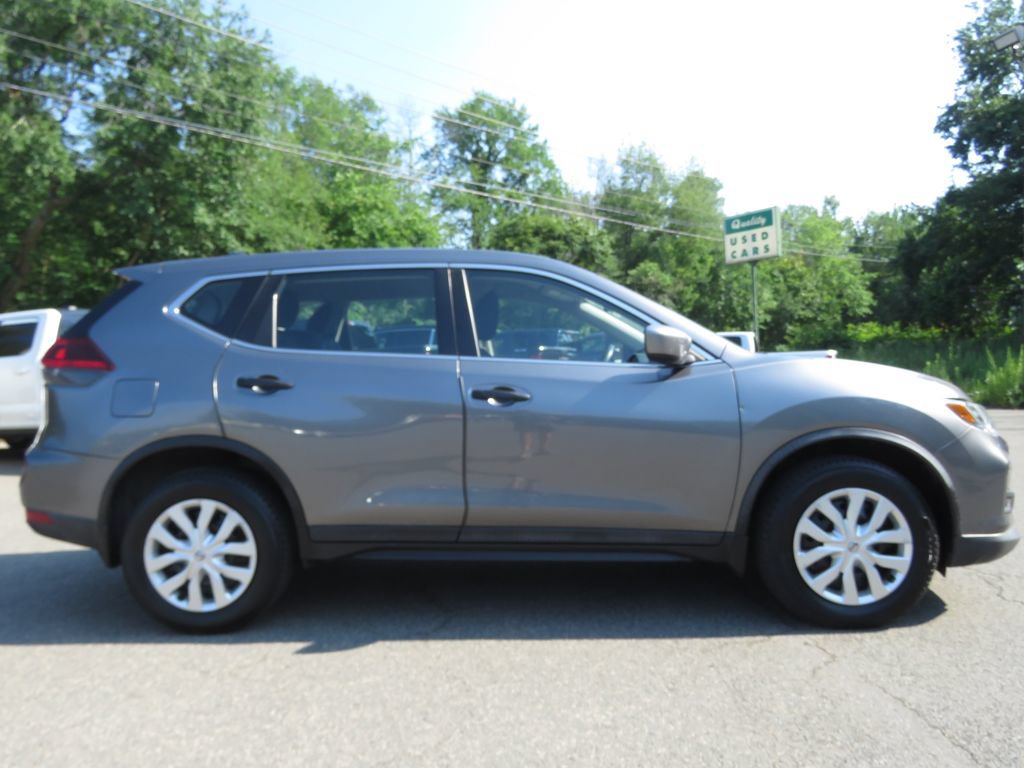 Used 2018 Nissan Rogue S AWD/4WD image 4