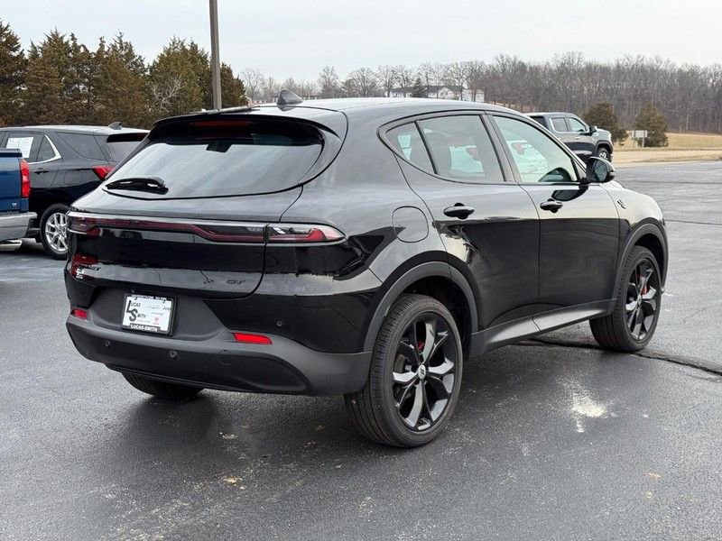 Used 2024 Dodge Hornet GT image 3