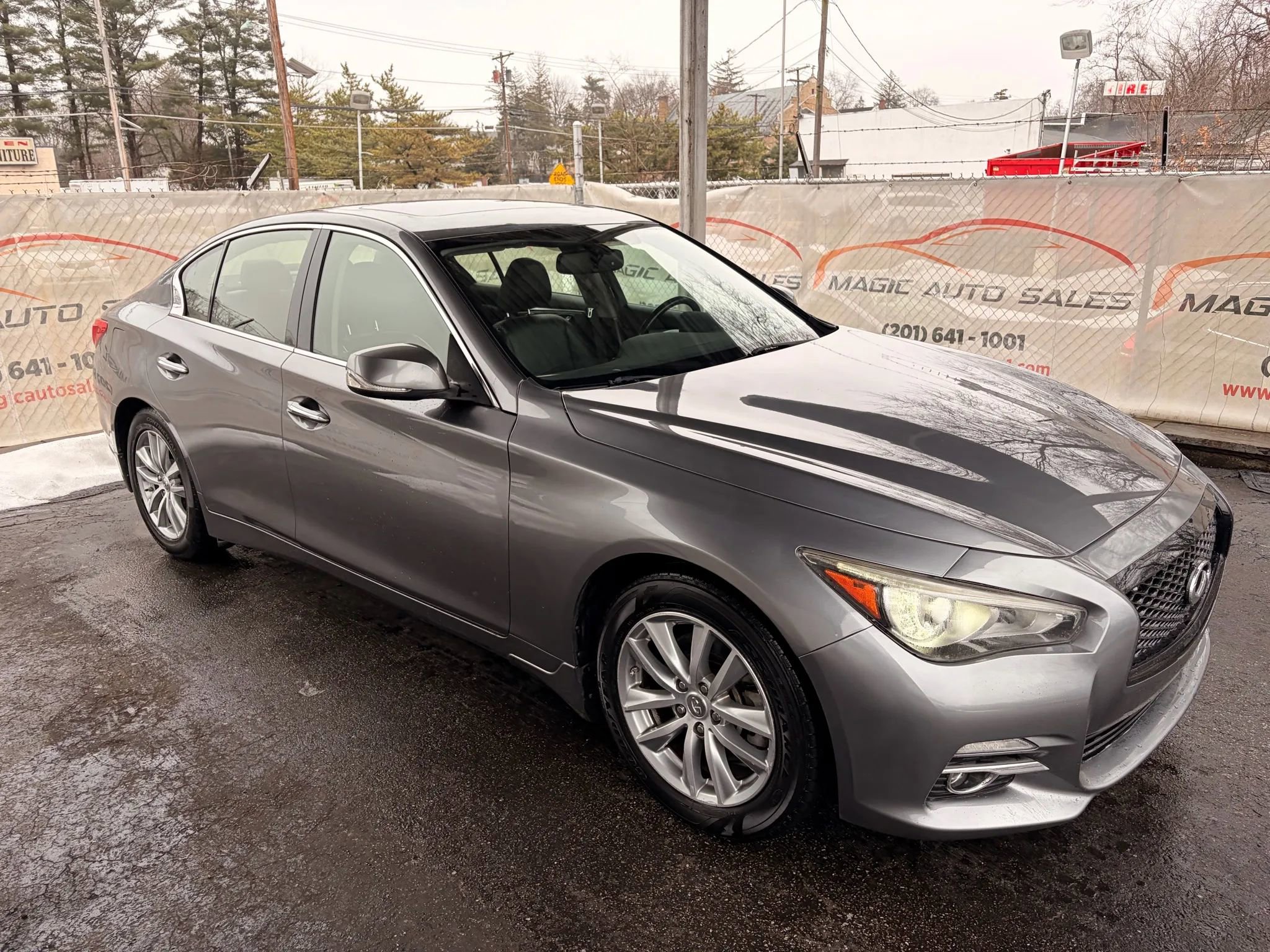 Used 2015 INFINITI Q50 Premium w/ Navigation Package image 56