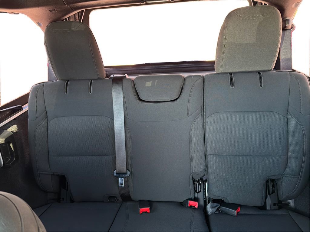 Used 2023 Jeep Wrangler Sport S image 15