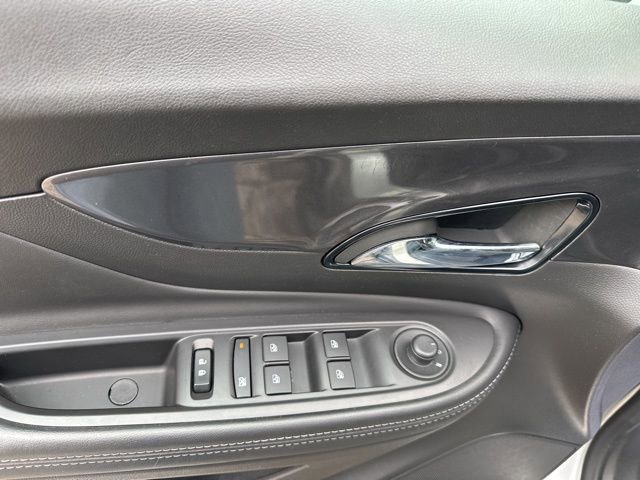 Used 2022 Buick Encore Preferred w/ Safety Package AWD/4WD image 12