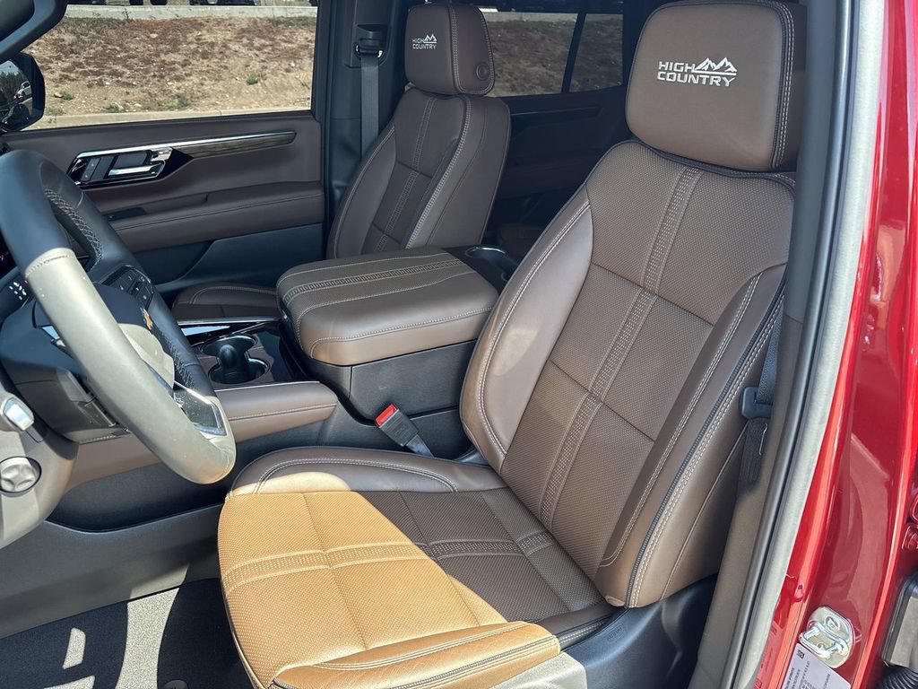 Certified 2026 Chevrolet Tahoe High Country w/ Sun And Tow Package AWD/4WD image 25