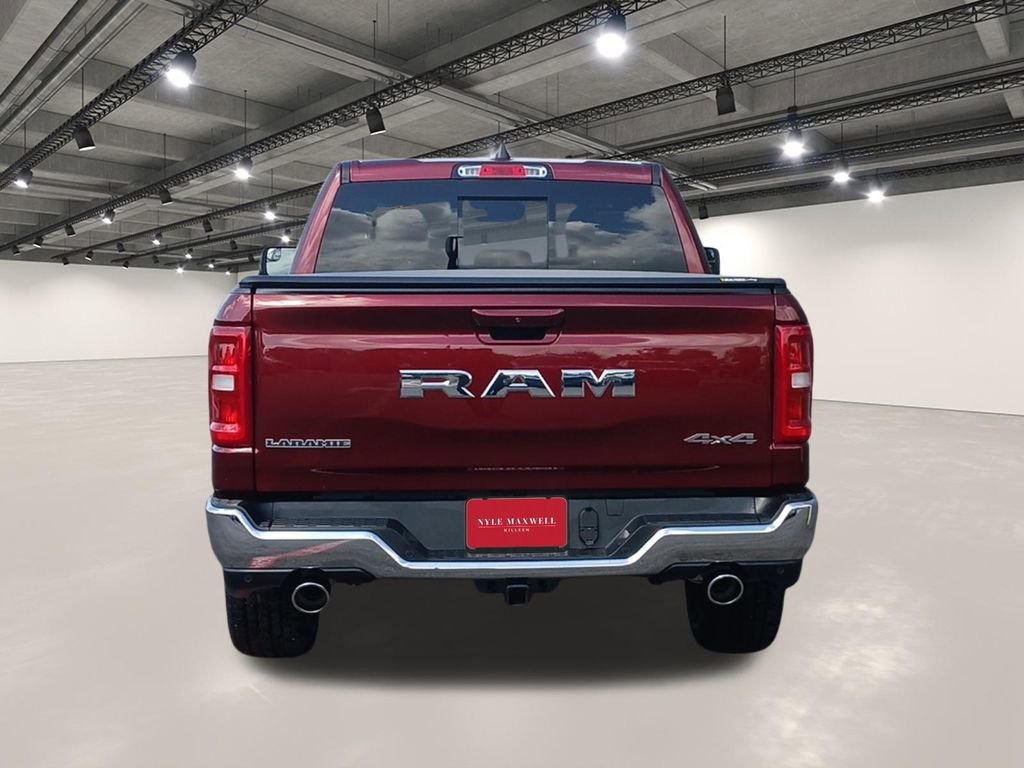 Used 2025 RAM 1500 Laramie AWD/4WD image 15