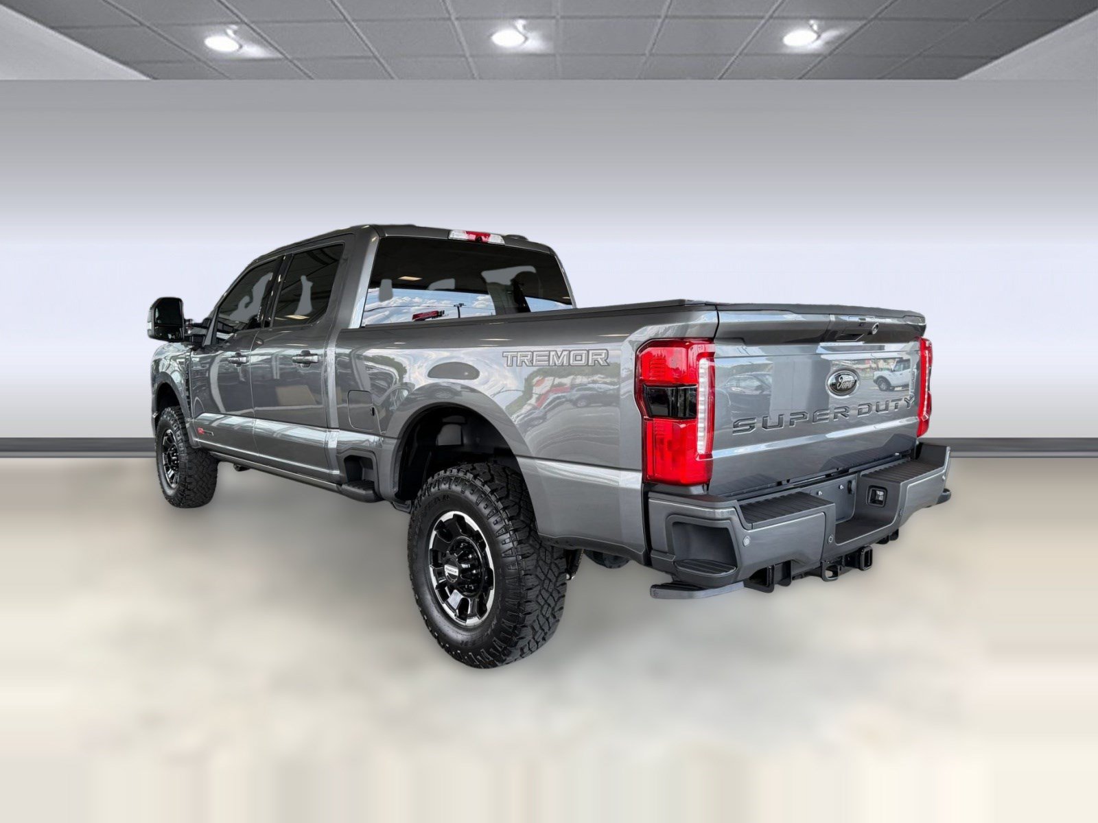 Used 2026 Ford F350 Lariat w/ Tremor Off-Road Package AWD/4WD image 3