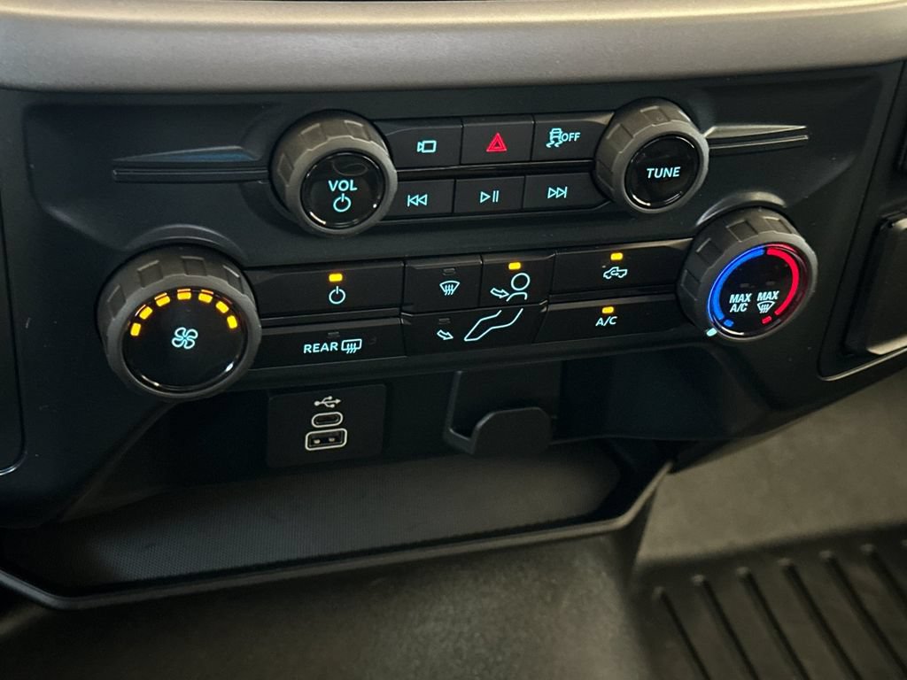 Used 2025 Ford F150 XL w/ Equipment Group 103A High AWD/4WD image 17