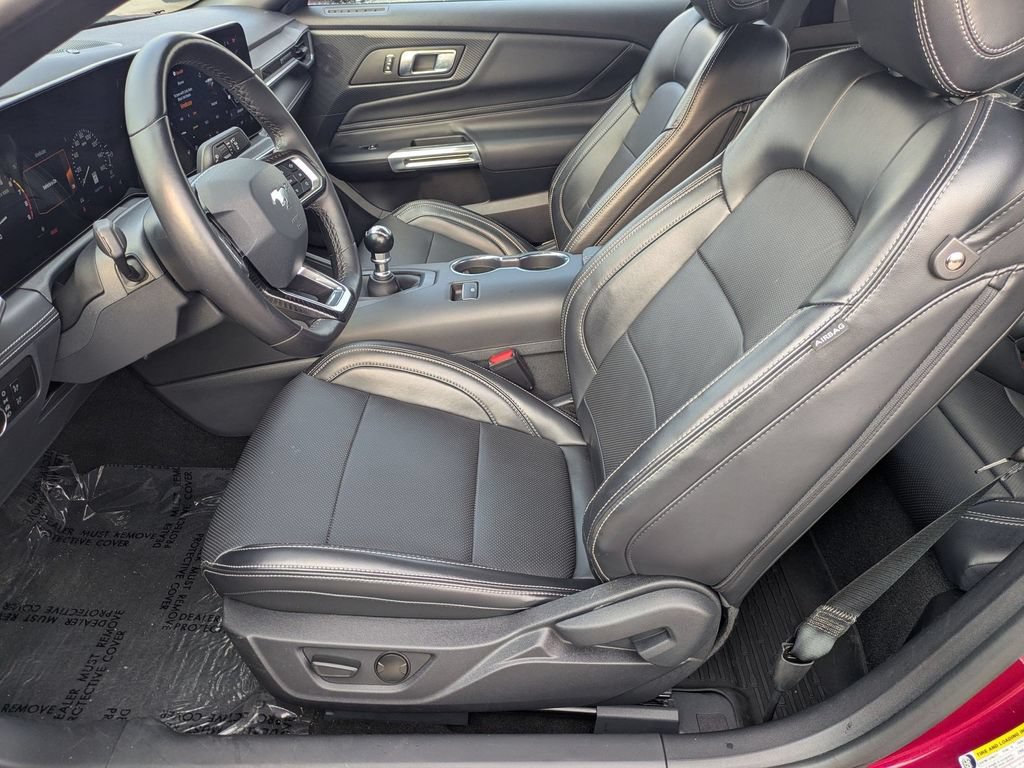 Used 2025 Ford Mustang GT Premium RWD image 13