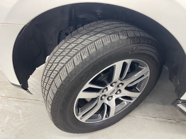 Used 2023 Ford Expedition Max Limited image 11