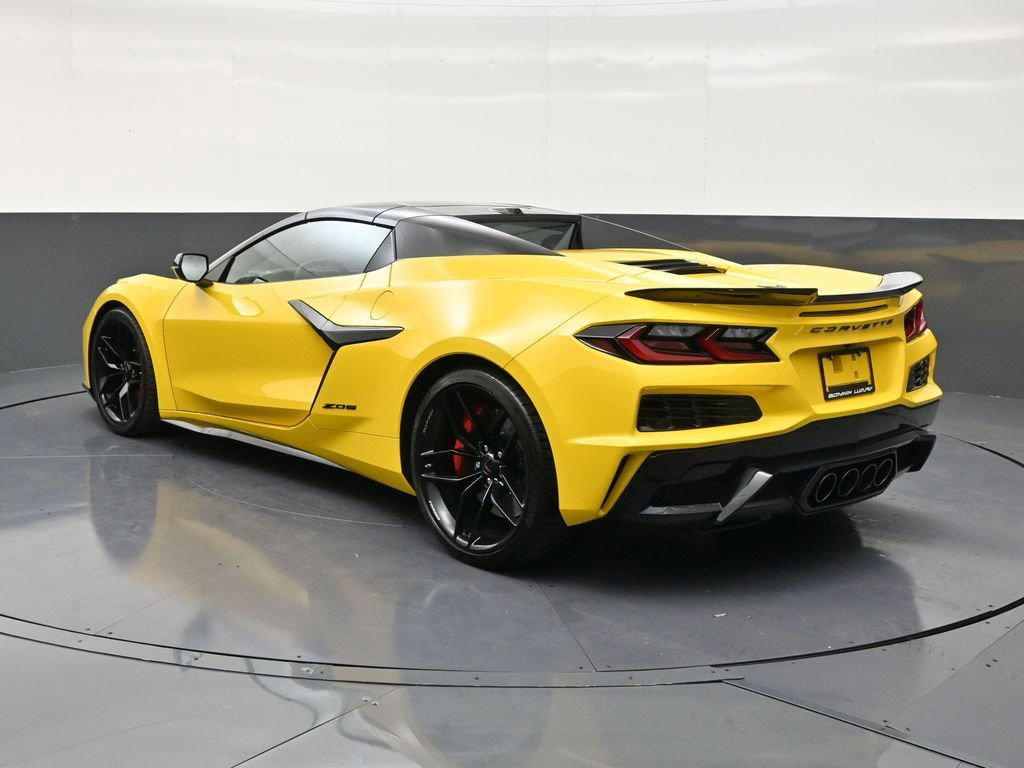 Used 2026 Chevrolet Corvette Z06 RWD image 3