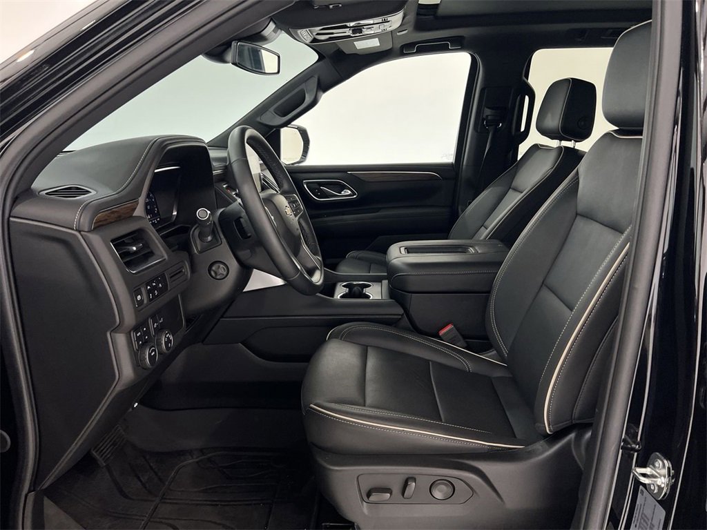 Used 2024 Chevrolet Tahoe Premier image 18