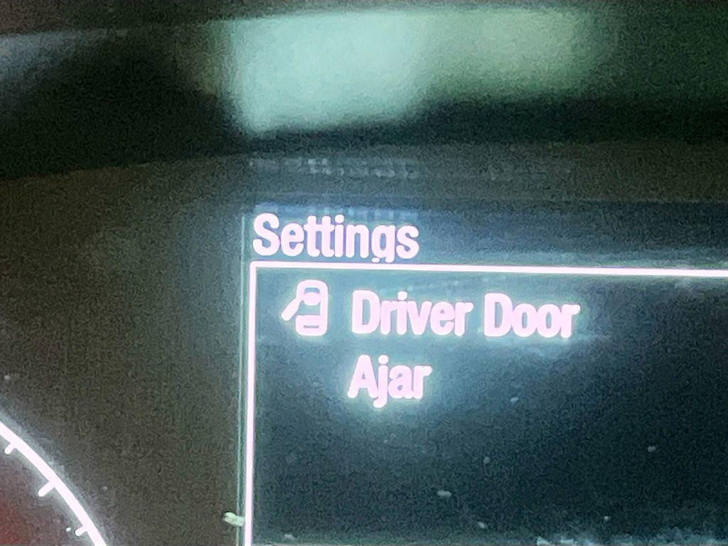 Used 2023 Ford Transit 150 Medium Roof RWD image 11