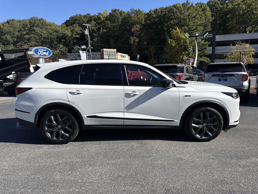 Used 2022 Acura MDX A-Spec AWD/4WD image 3
