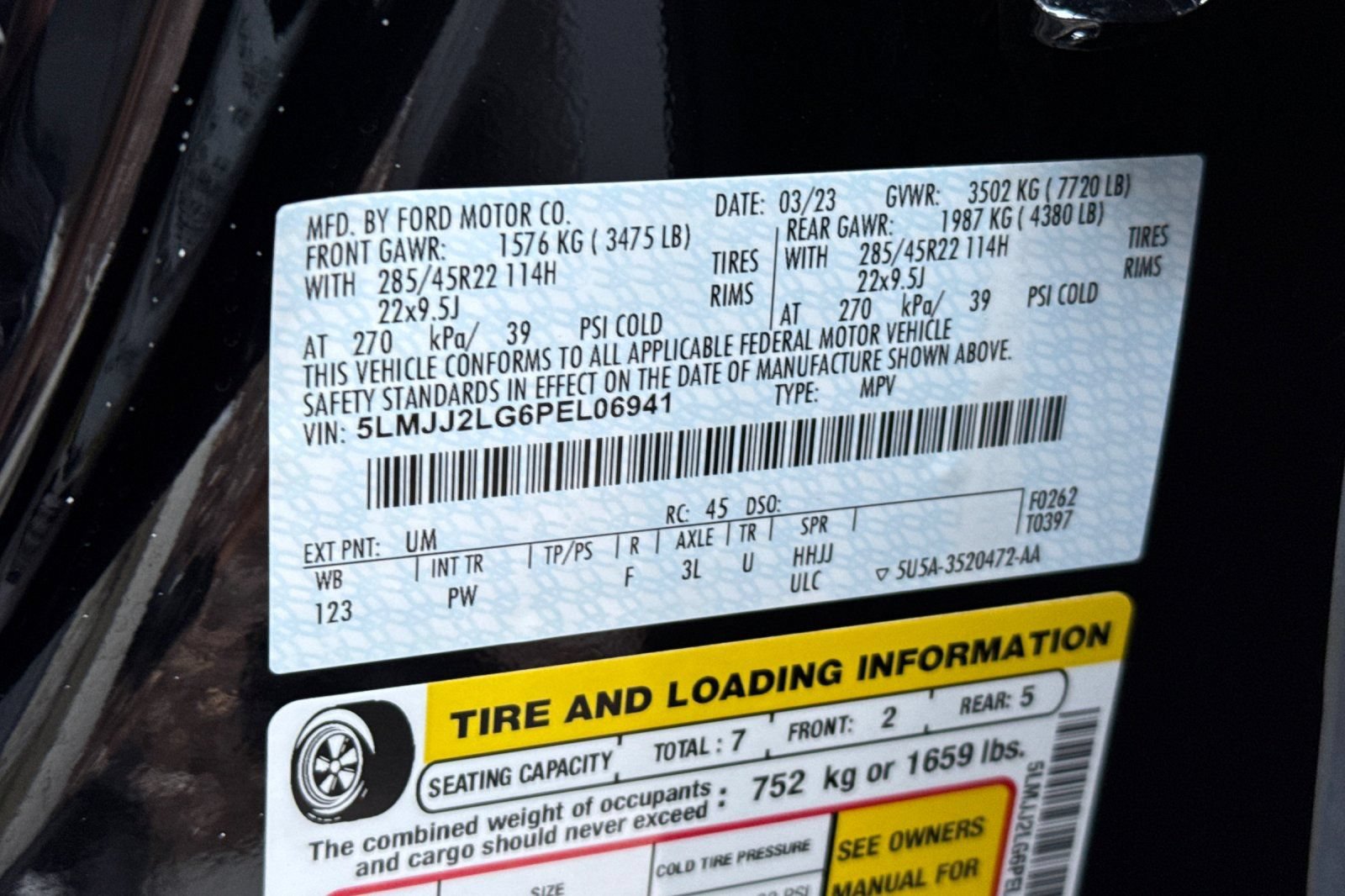 Certified 2023 Lincoln Navigator Reserve AWD/4WD image 28
