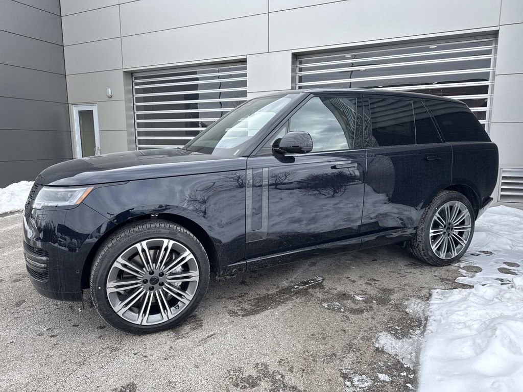 New 2026 Land Rover Range Rover SE image 3