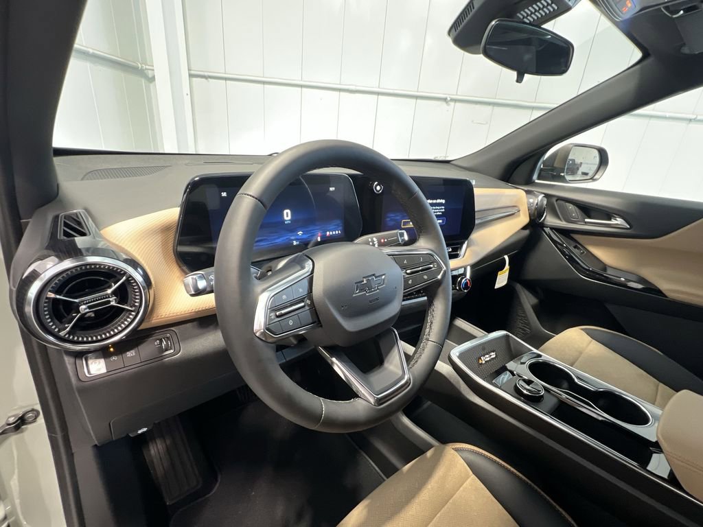 New 2026 Chevrolet Equinox ACTIV image 12