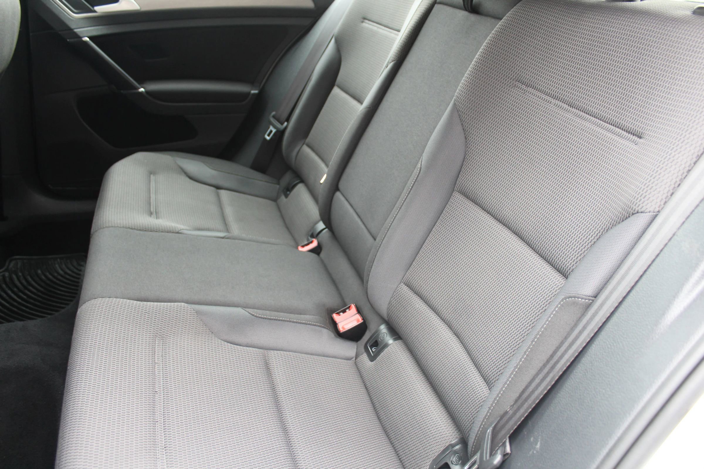 Used 2017 Volkswagen Golf Wolfsburg Edition image 13