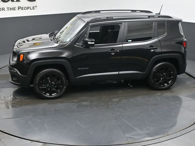 Used 2018 Jeep Renegade Altitude w/ UConnect 8.4 Nav Group AWD/4WD image 57