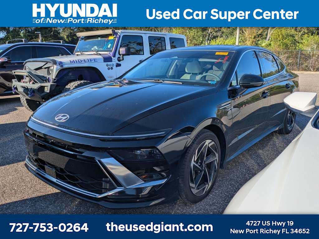 Used 2024 Hyundai Sonata SEL w/ Convenience Package