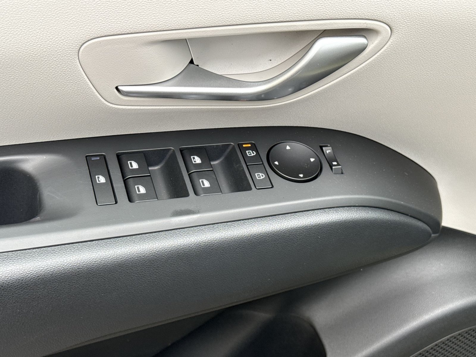 New 2026 Hyundai Tucson Blue SE FWD image 15