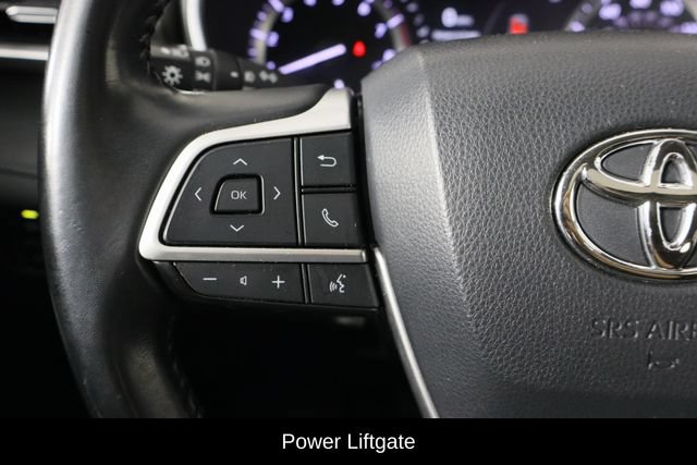 Used 2022 Toyota Highlander XLE FWD image 8