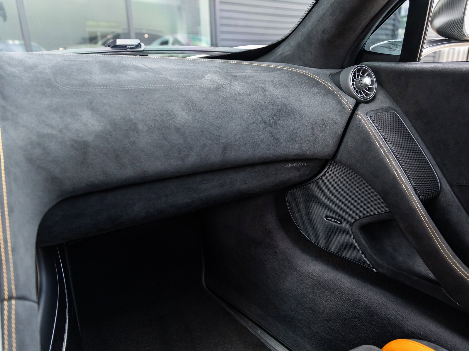 Used 2016 McLaren 675LT Coupe image 36