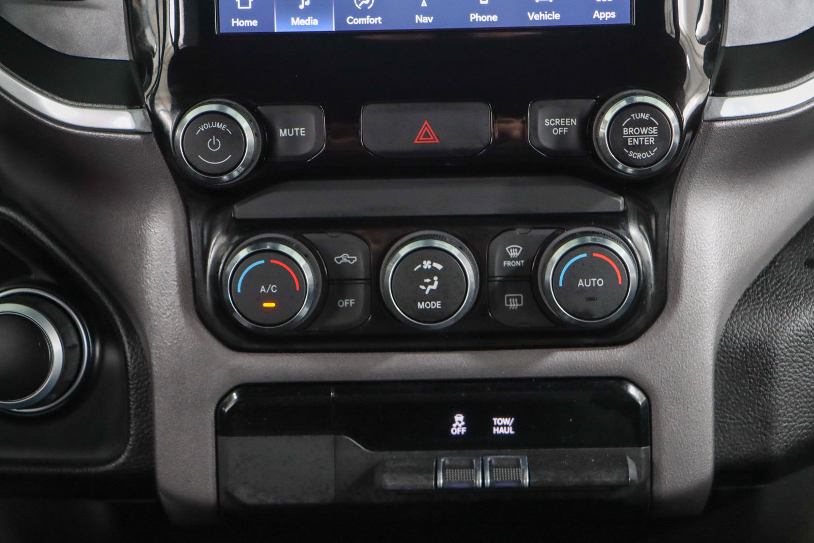 Used 2022 RAM 1500 Big Horn AWD/4WD image 20