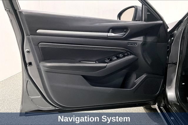 Used 2023 Nissan Altima AWD image 26