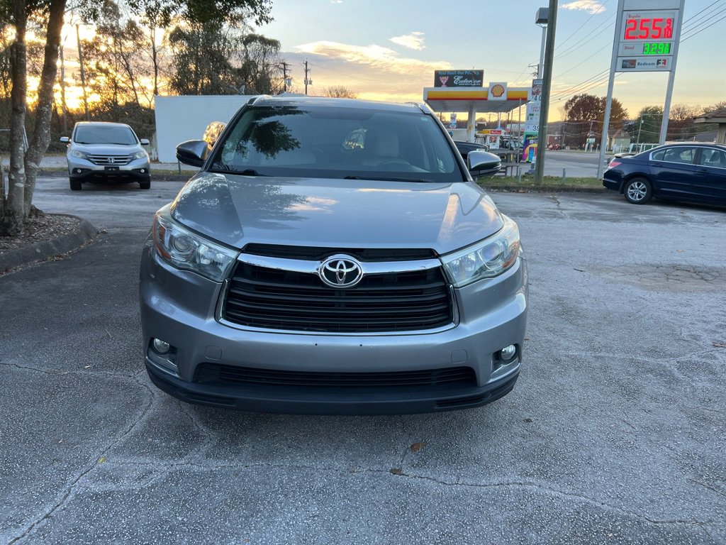 Used 2015 Toyota Highlander Limited image 7