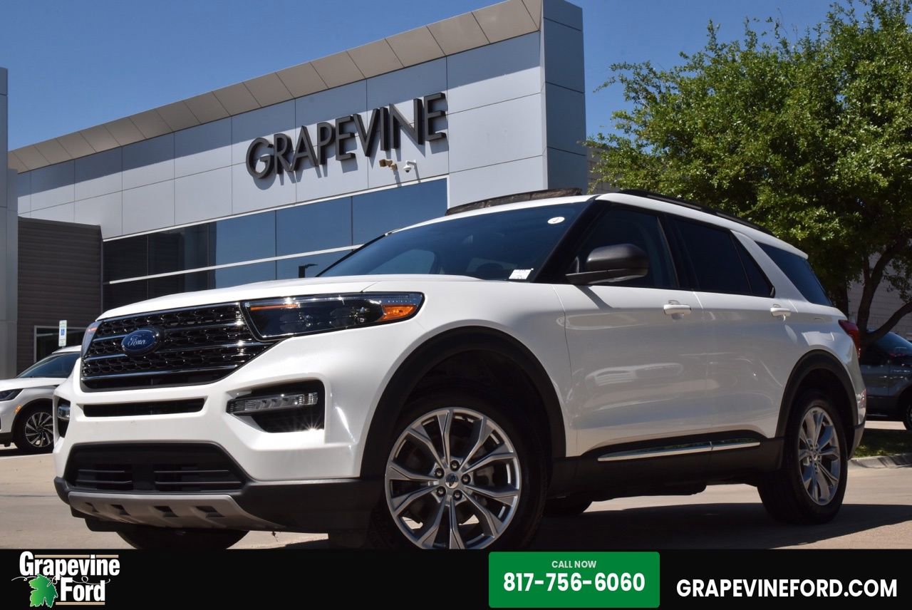 Used 2023 Ford Explorer XLT w/ Equipment Group 202A AWD/4WD image 1