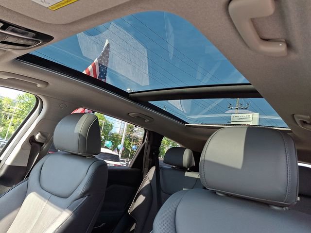 Used 2022 Hyundai Santa Fe Limited w/ Cargo Package AWD/4WD image 14