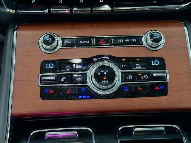 Certified 2020 Lincoln Aviator Reserve w/ Elements Package Plus image 19