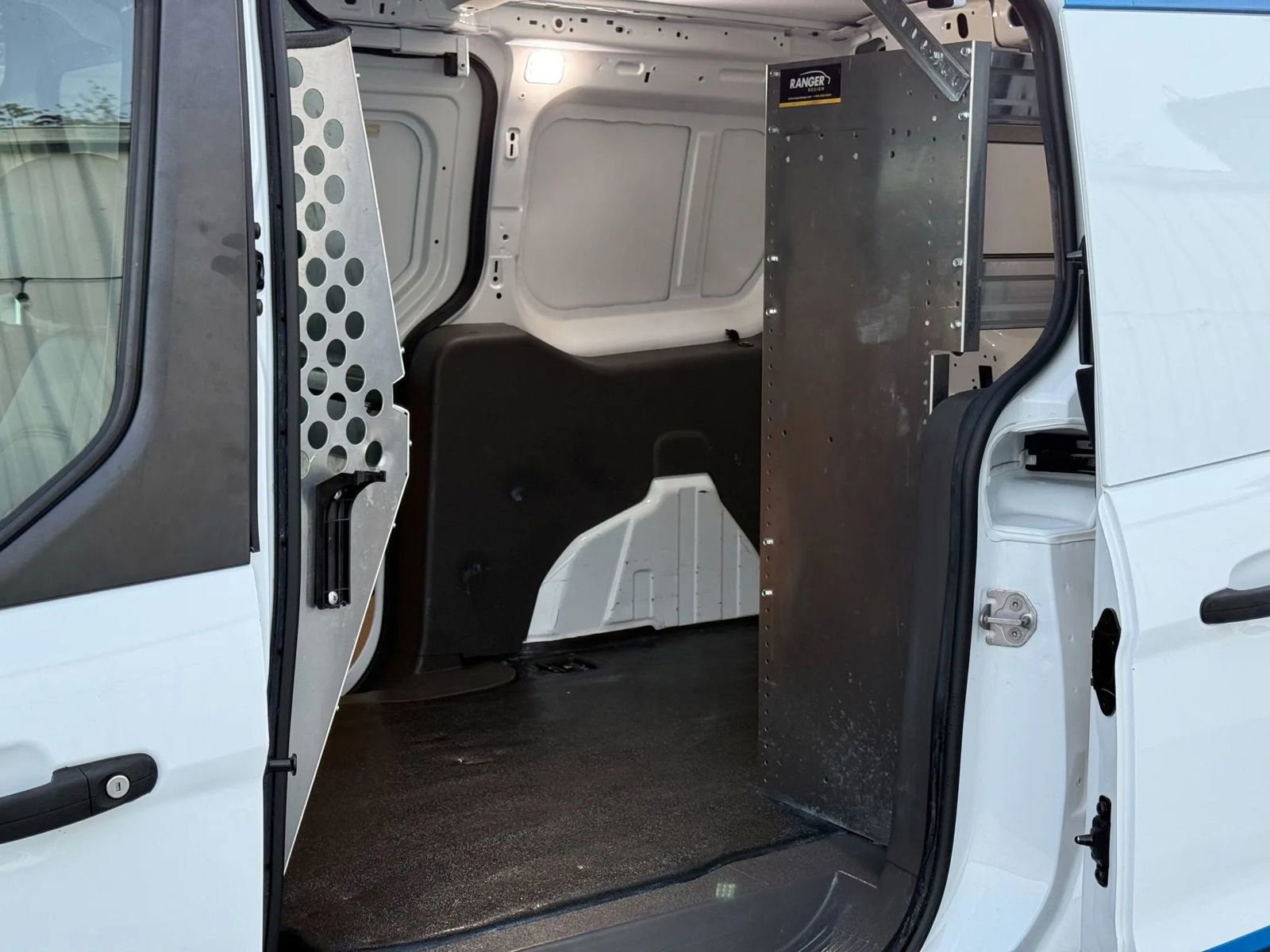 Used 2019 Ford Transit Connect XL w/ Driver-Assist Package image 13