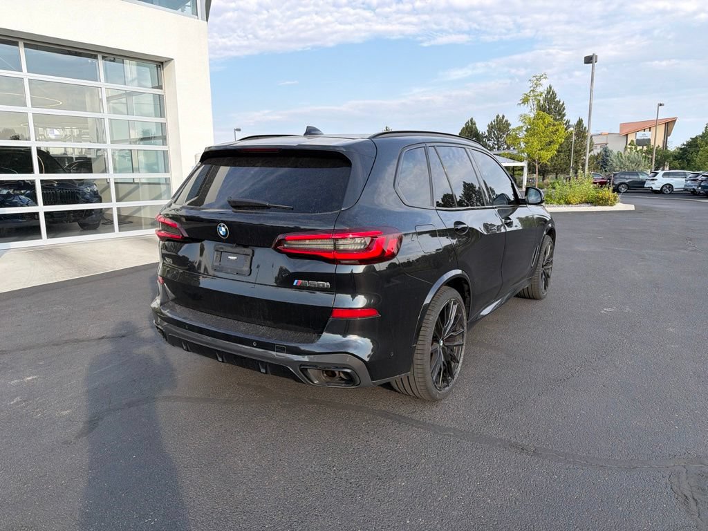 Used 2022 BMW X5 M50i w/ Dynamic Handling Package AWD/4WD image 5