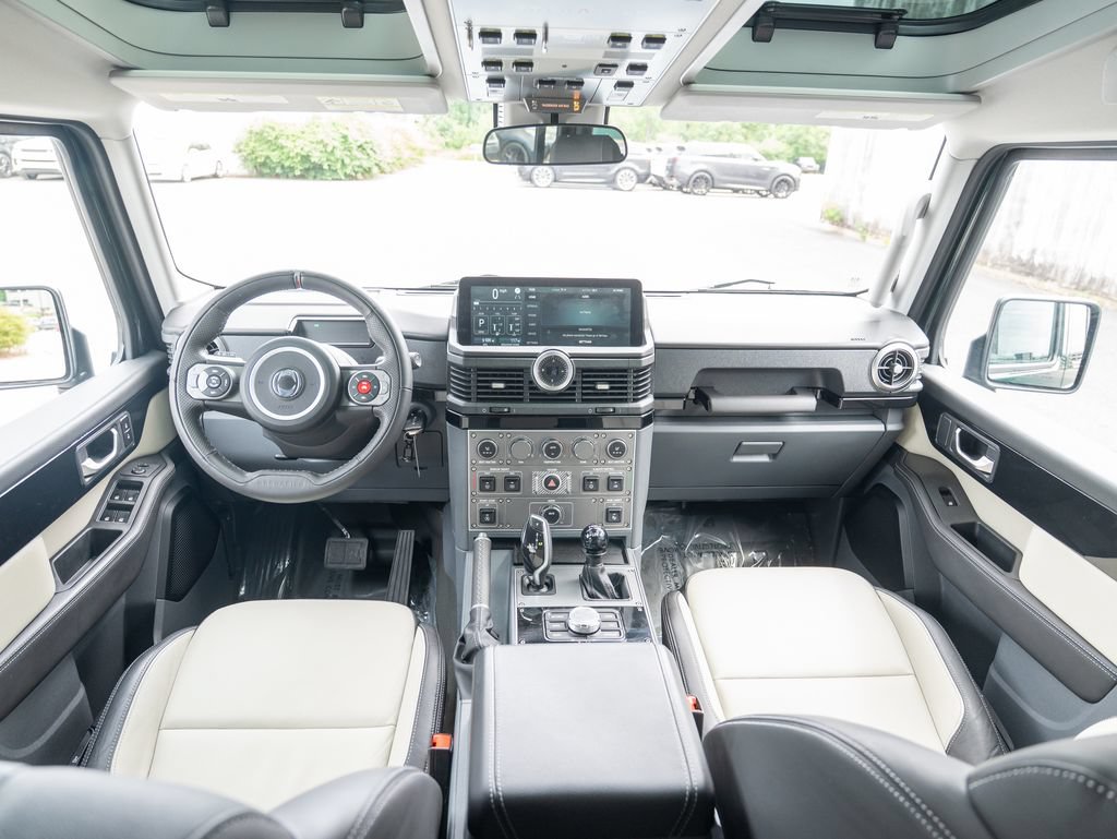 Used 2025 INEOS Grenadier AWD/4WD image 18