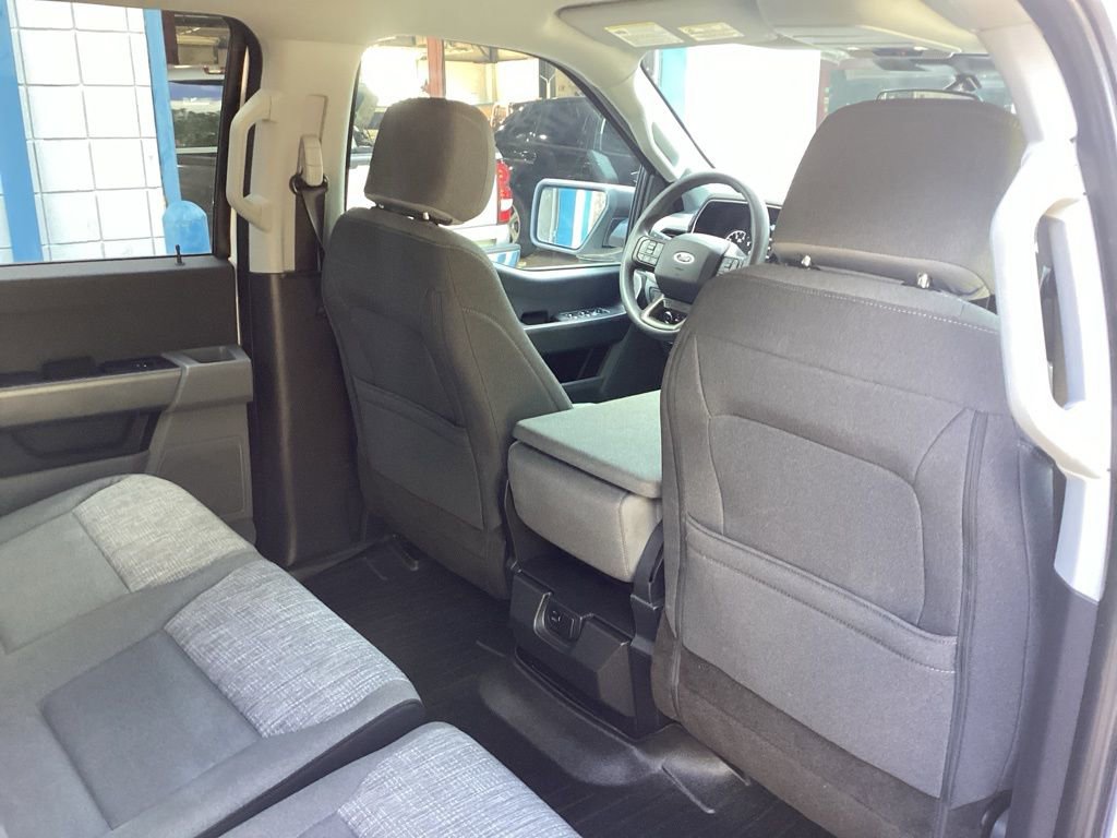 Used 2021 Ford F150 XLT w/ Trailer Tow Package image 39