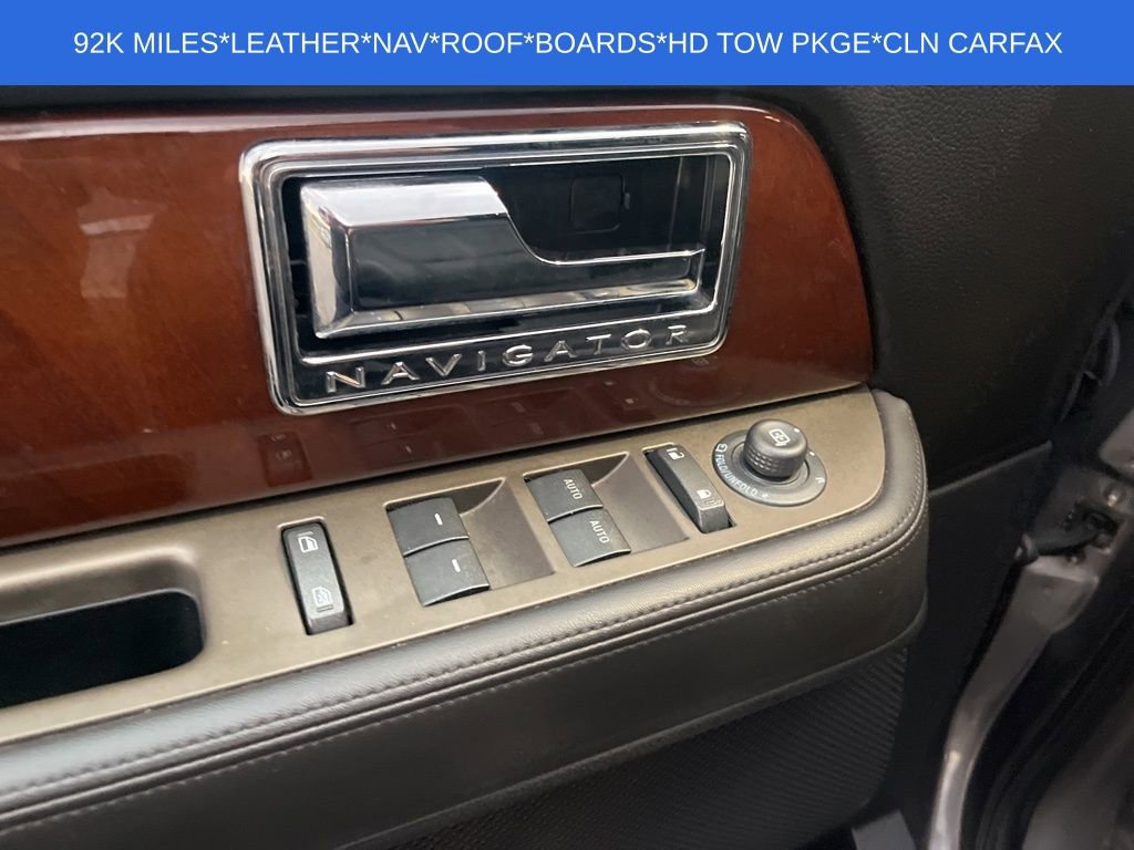 Used 2014 Lincoln Navigator 4WD image 17