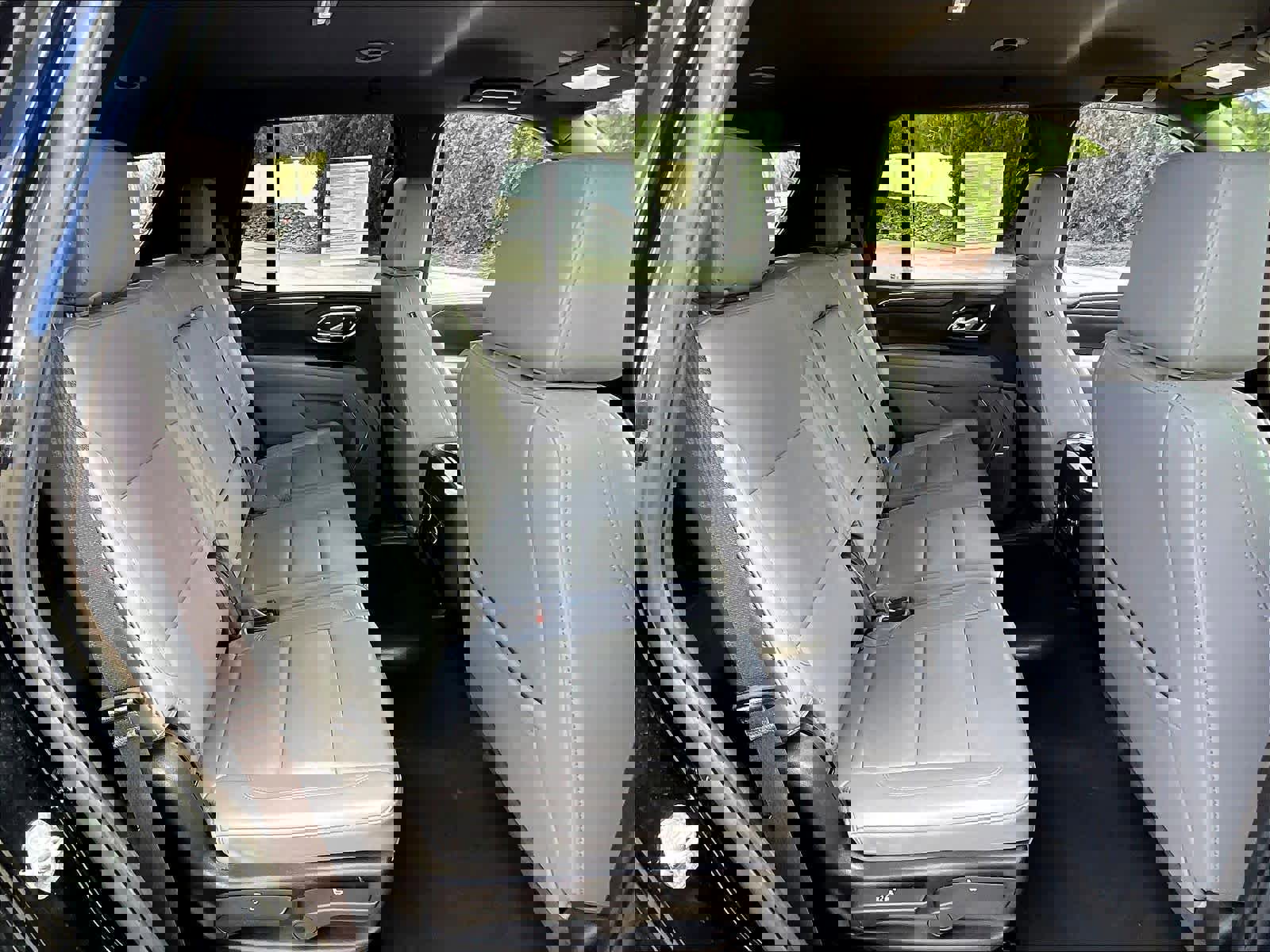 Used 2024 Chevrolet Tahoe LT image 16