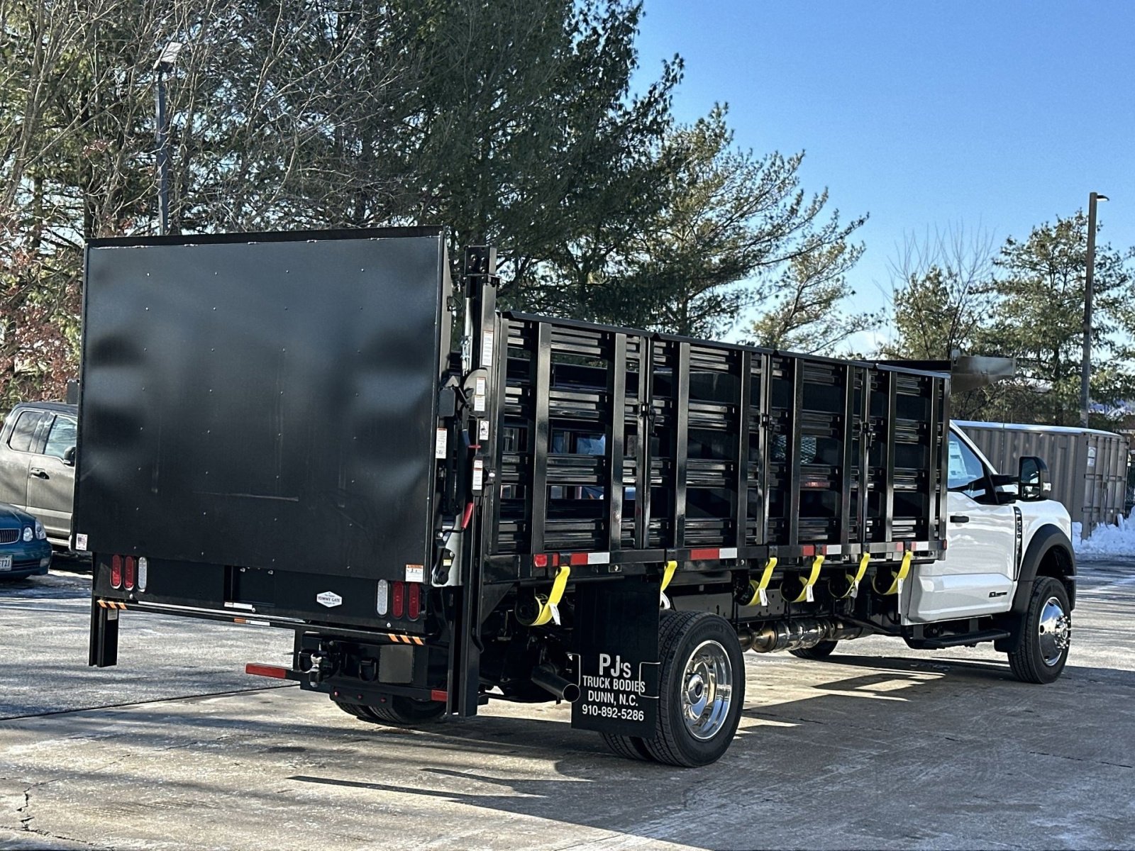 New 2026 Ford F550 4x4 Regular Cab Super Duty image 7