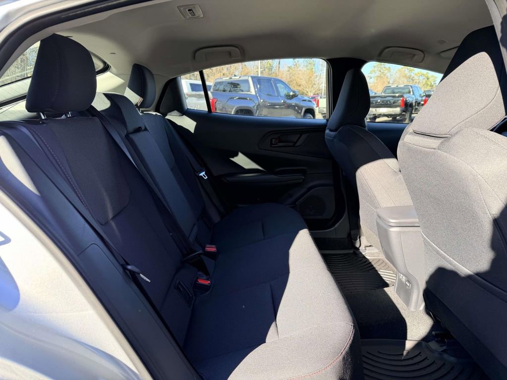 New 2026 Toyota Prius Plug-In Hybrid FWD image 13