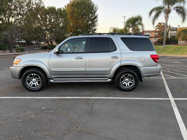 Used 2006 Toyota Sequoia SR5 image 3