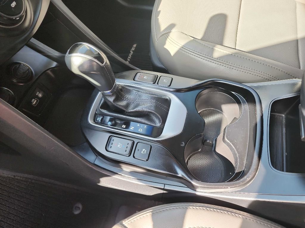 Used 2017 Hyundai Santa Fe Sport w/ Cargo Package FWD image 24