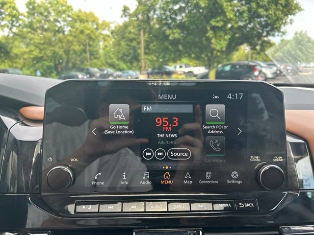 Used 2024 Nissan Pathfinder Platinum w/ Cargo Package AWD/4WD image 24