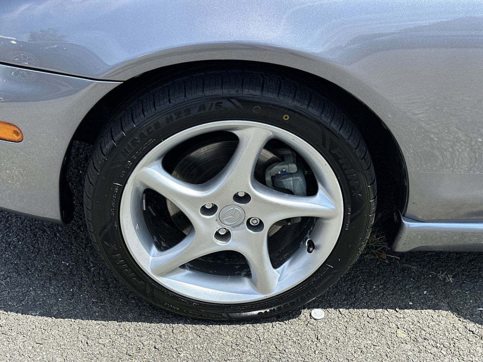 Used 2003 MAZDA MX-5 Miata RWD image 13