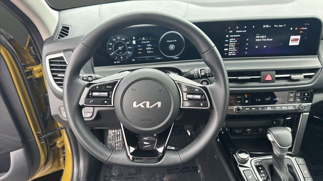 Certified 2024 Kia Seltos SX AWD/4WD image 16