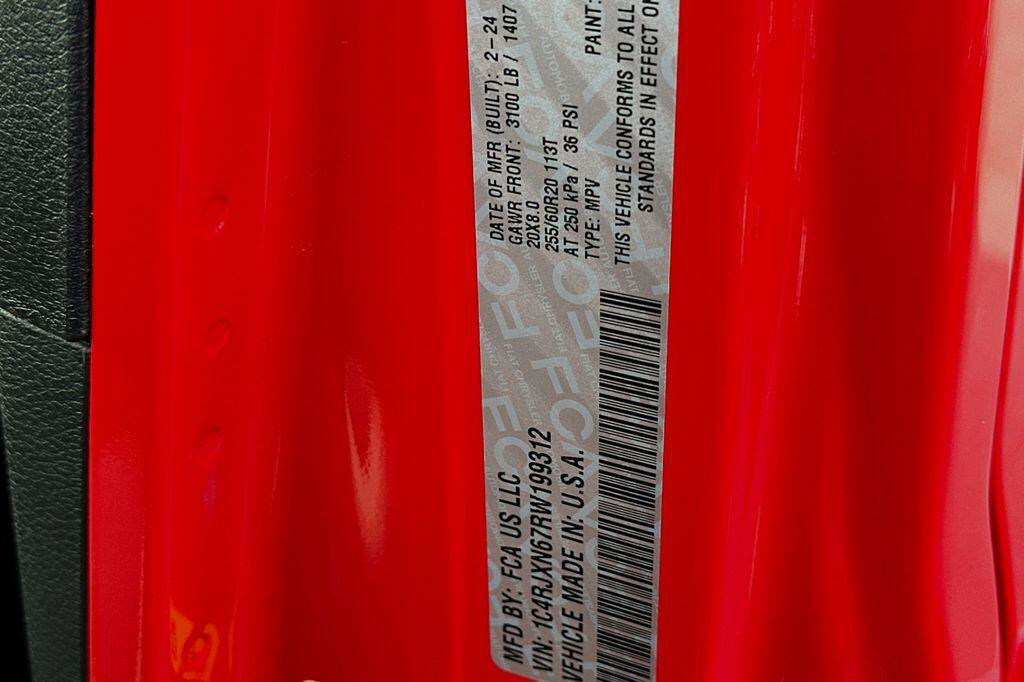 New 2024 Jeep Wrangler Unlimited w/ Convenience Group AWD/4WD image 19