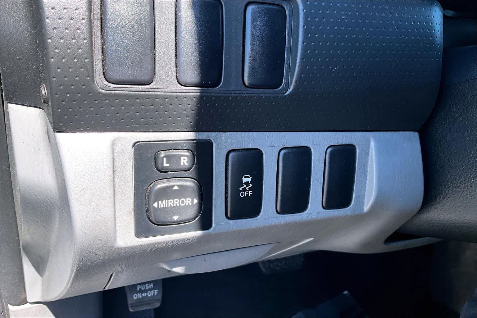 Used 2014 Toyota Tacoma 2WD Double Cab w/ Convenience Package image 34