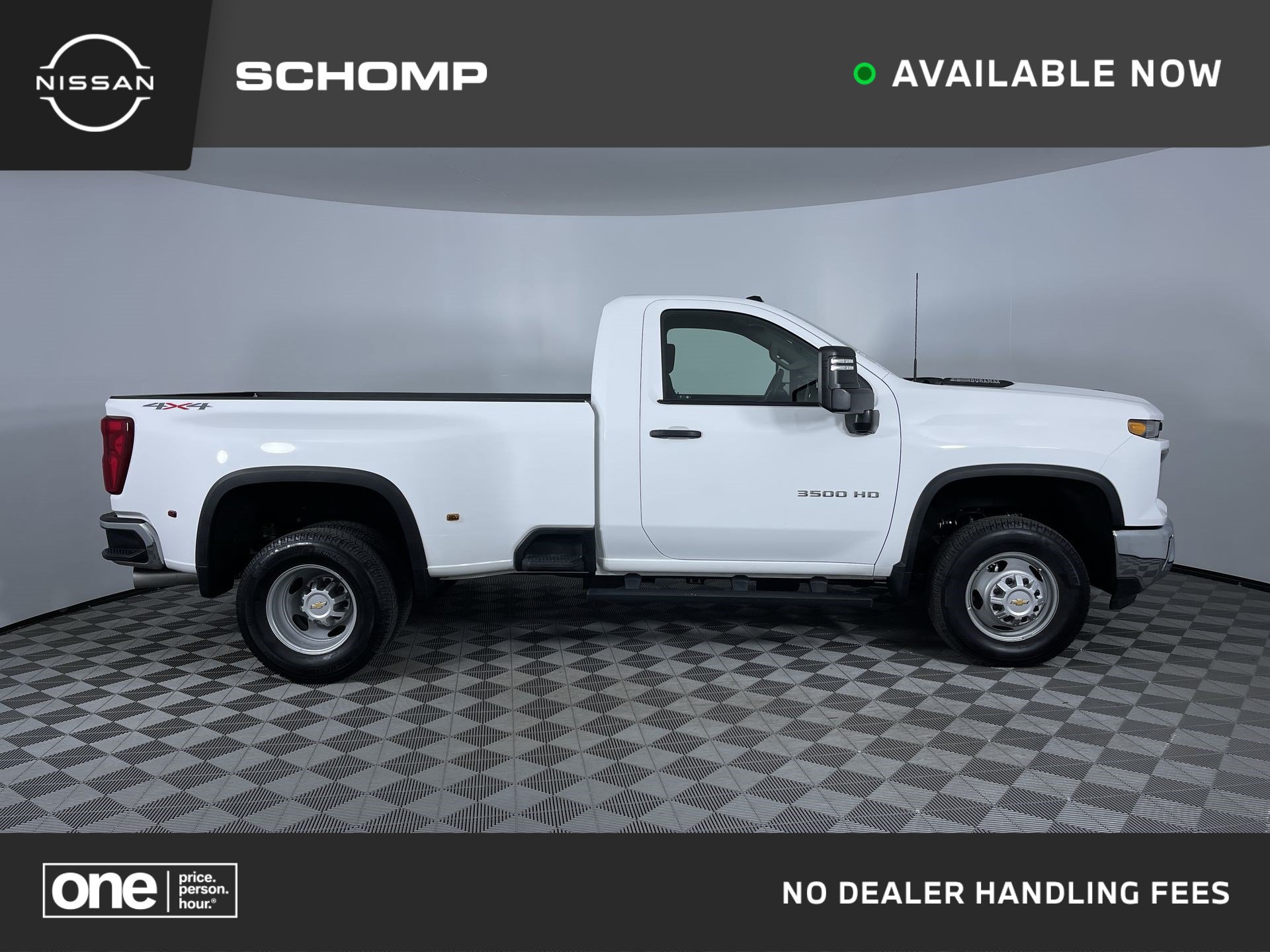 Used 2025 Chevrolet Silverado 3500 W/T AWD/4WD image 1