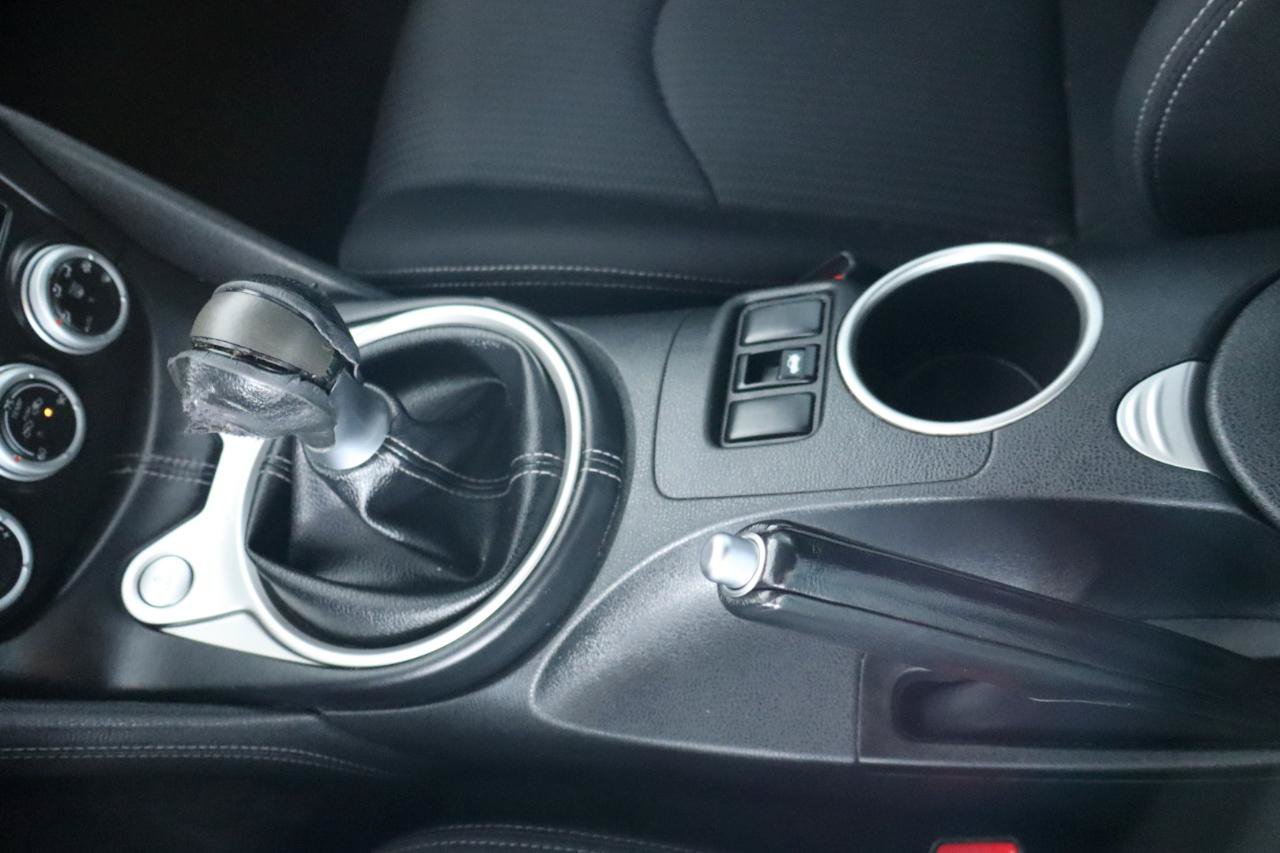 Used 2019 Nissan 370Z Coupe RWD image 20